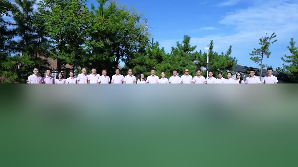 营地大合影